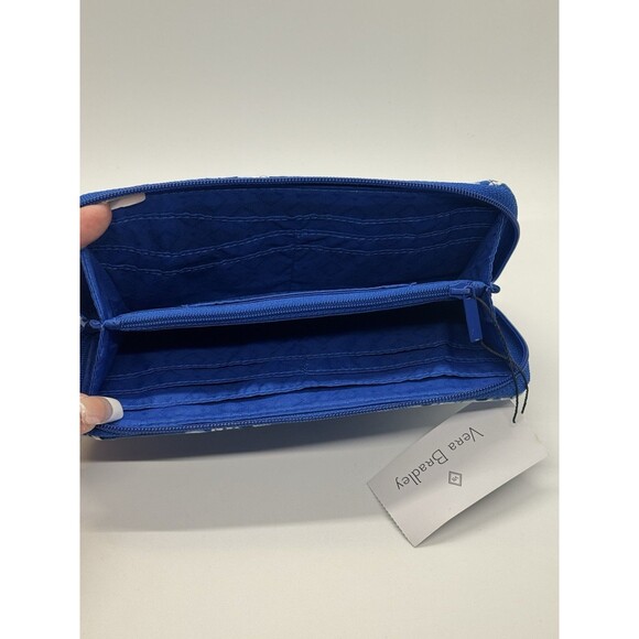 Vera Bradley Trifold Wallet Petal Splash Retired Print Mint Blues NWT Gift - Picture 3 of 5